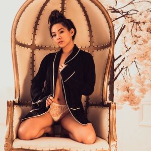 Meet your Posher, Lynn